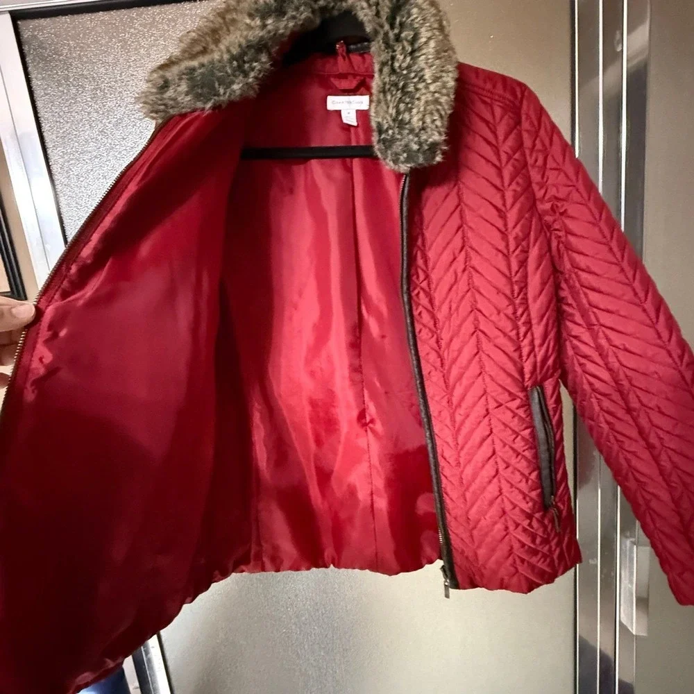 Charter Club Quilted‎ Jacket Womens M Red Faux Fur Collar Chevron Puffer Zip